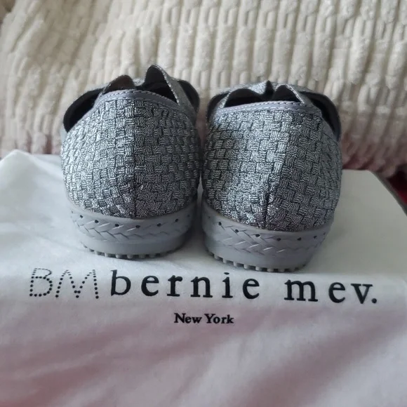 NWOT "Bernie Mev" Slip-on Shoes, Color Pewter Size 40 - Picture 6 of 8